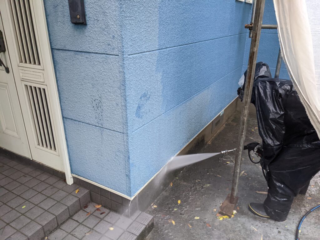 長崎市で外壁塗装評判のいい青色で塗り替え　H様邸