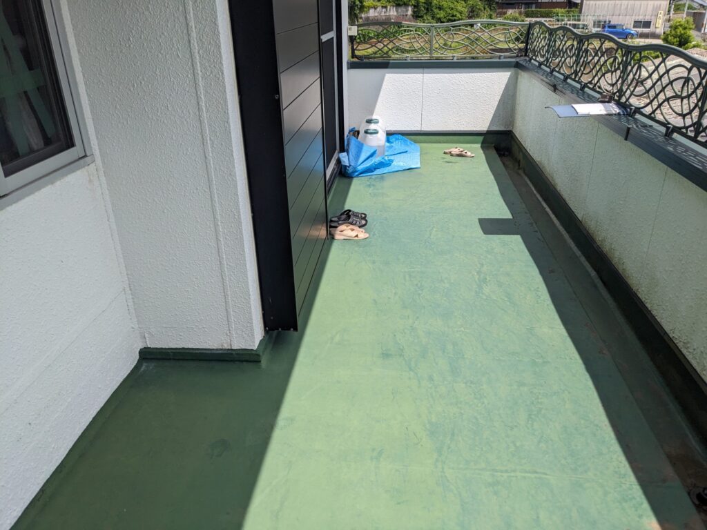 バルコニー防水で雨漏り解決！強く長持ちする防水工事。長崎