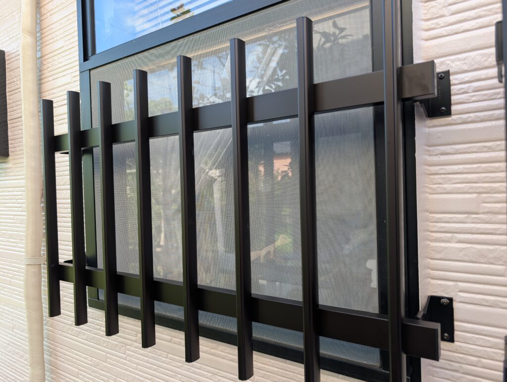 【長崎市】窓まわりの防犯対策｜面格子新設工事