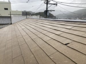 【前編】長崎市の屋根カバー工法はいくら？費用相場と塗装では直らない屋根を徹底解説